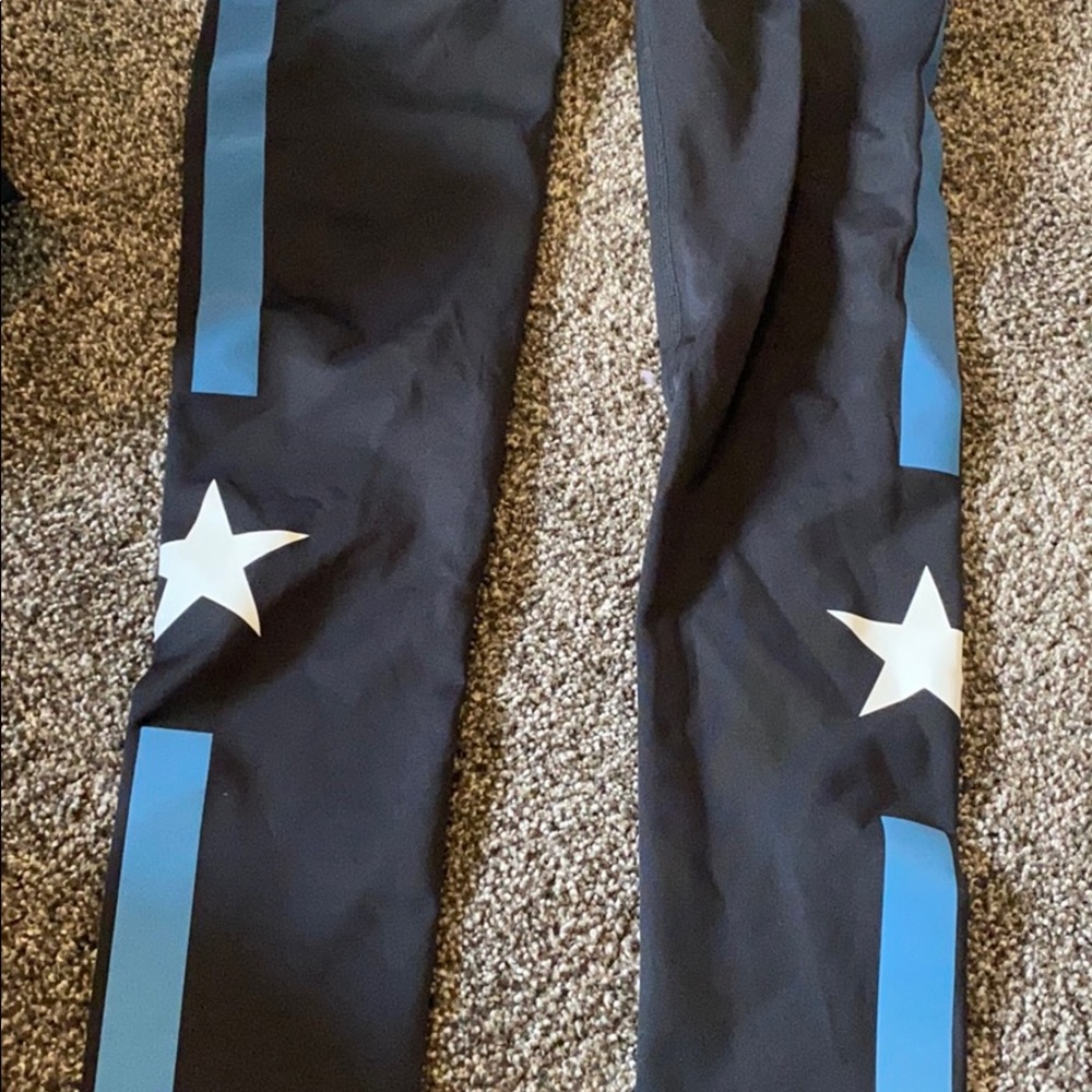 Noli Yoga Star and Stripe Detail Legging